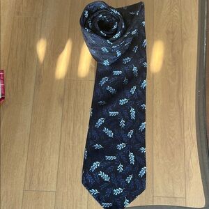 BELLÍSIMO | Vintage Navy Pattern Tie
